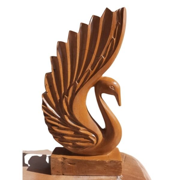 Swan Statue - Image 2
